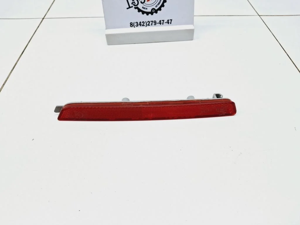 Отражатель задний Mazda 3 BK