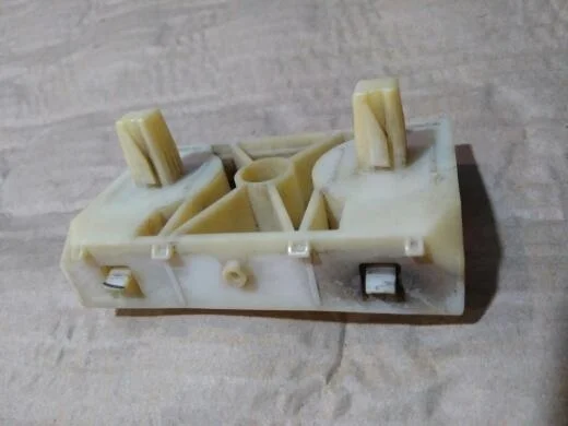 Б.у. крепление бампера перед NISSAN X-TRAIL T31 NISSAN X-TRAIL T31