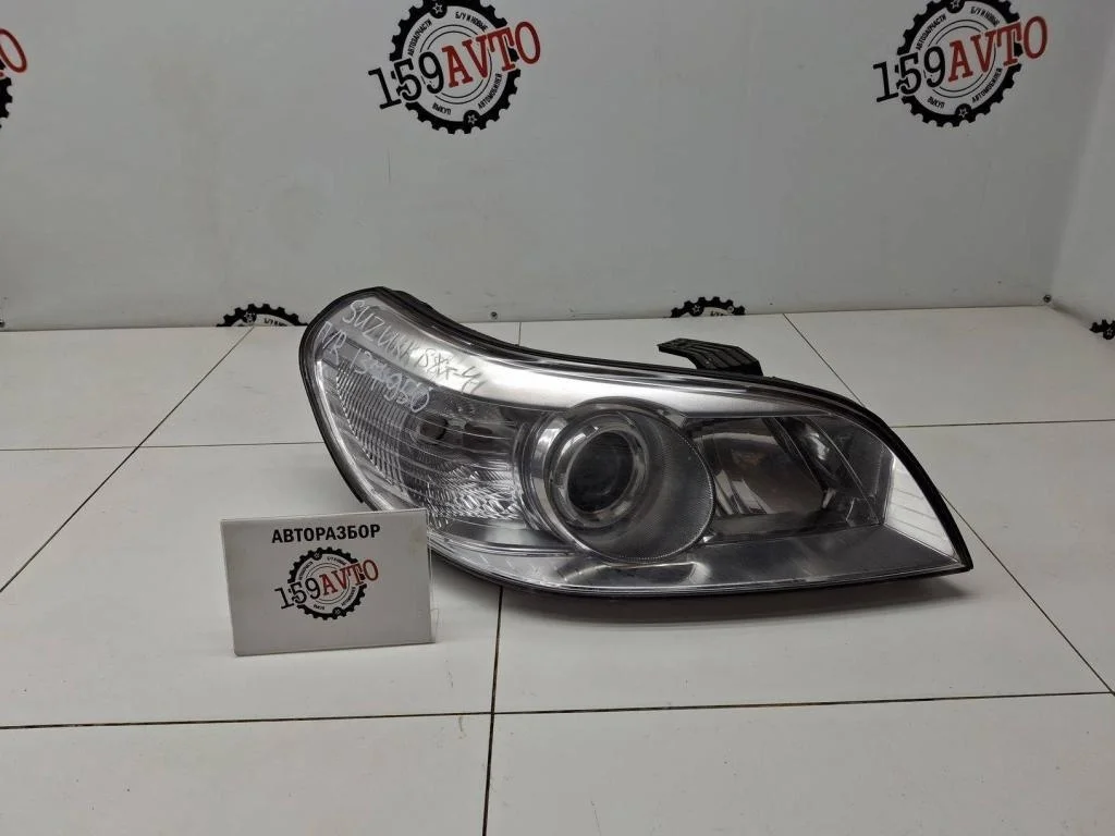 Фара правая Suzuki SX4