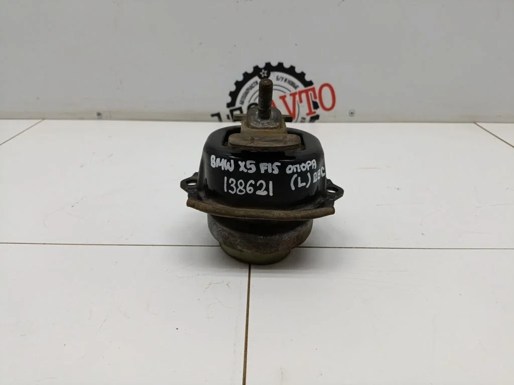 Опора двигателя левая BMW X5 2014 F15