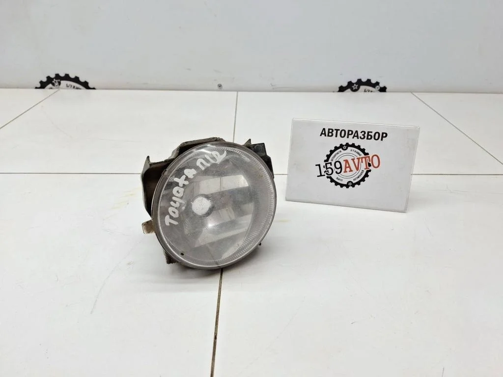 Фара противотуманная правая Toyota RAV4 A30