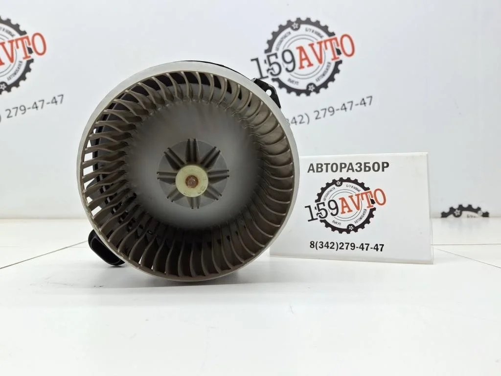 Моторчик печки Toyota Auris E150