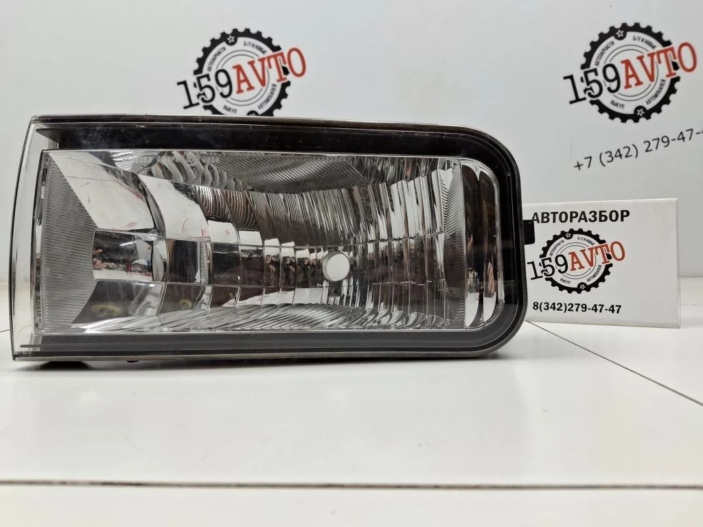 Фара противотуманная левая Toyota Land Cruiser J200
