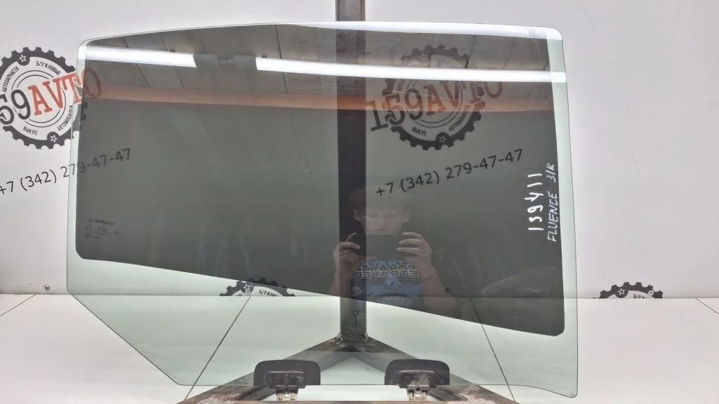 Стекло двери задней правой Renault Fluence 2010