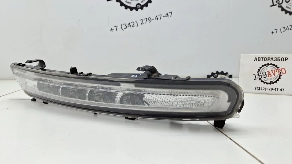 Дневной ходовой огонь левый Ford Mondeo 4