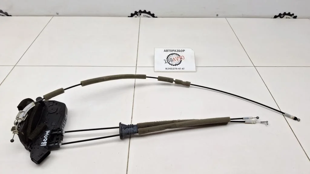 Замок двери передней правой Nissan X-Trail 2008 T31