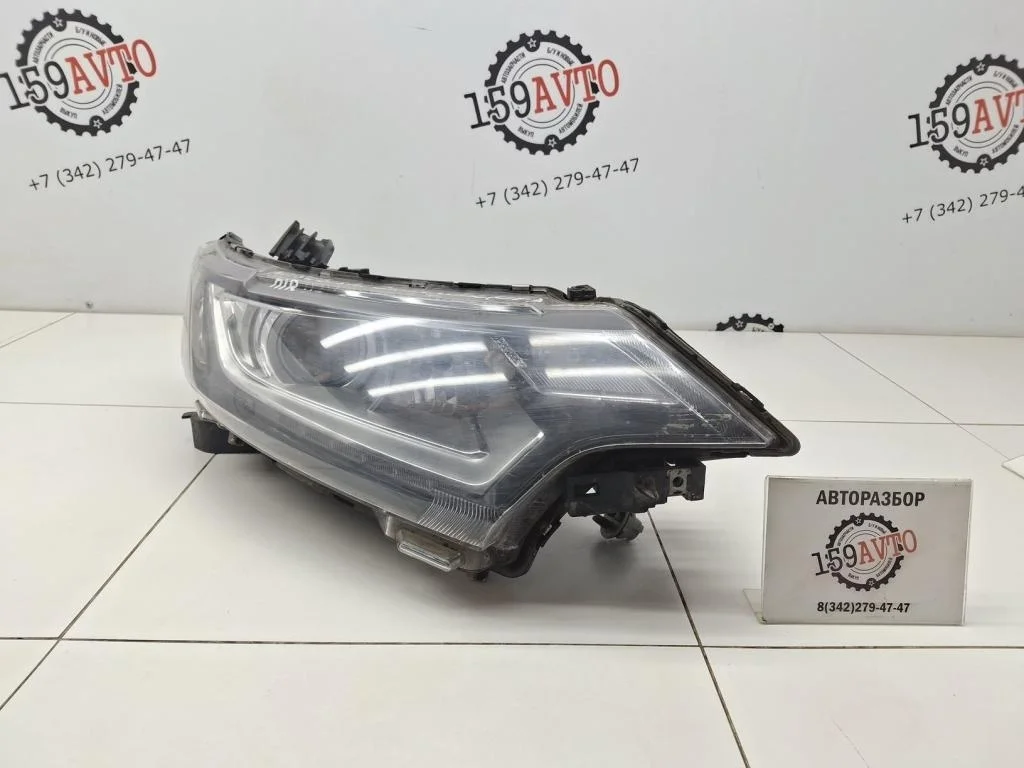 Фара правая Mitsubishi Outlander 3 GF