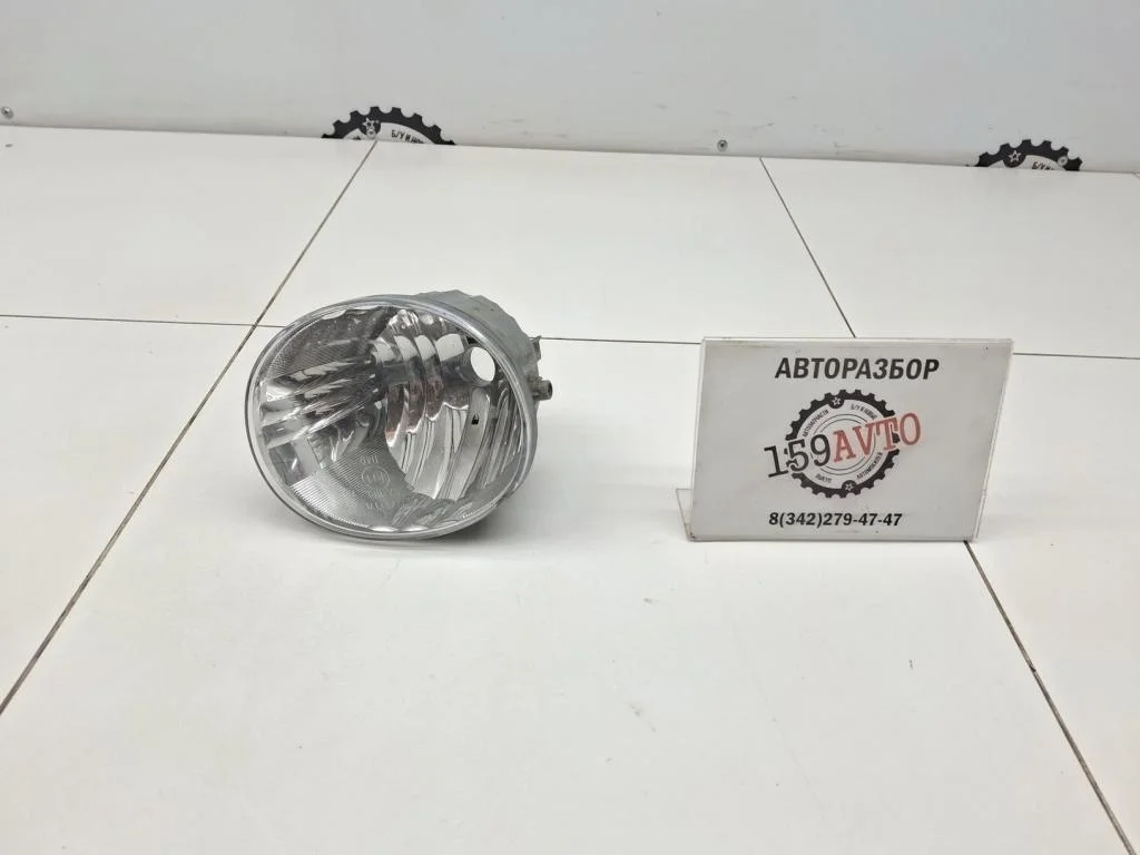 Фара противотуманная правая Toyota Hilux 7 AN10, AN20, AN30