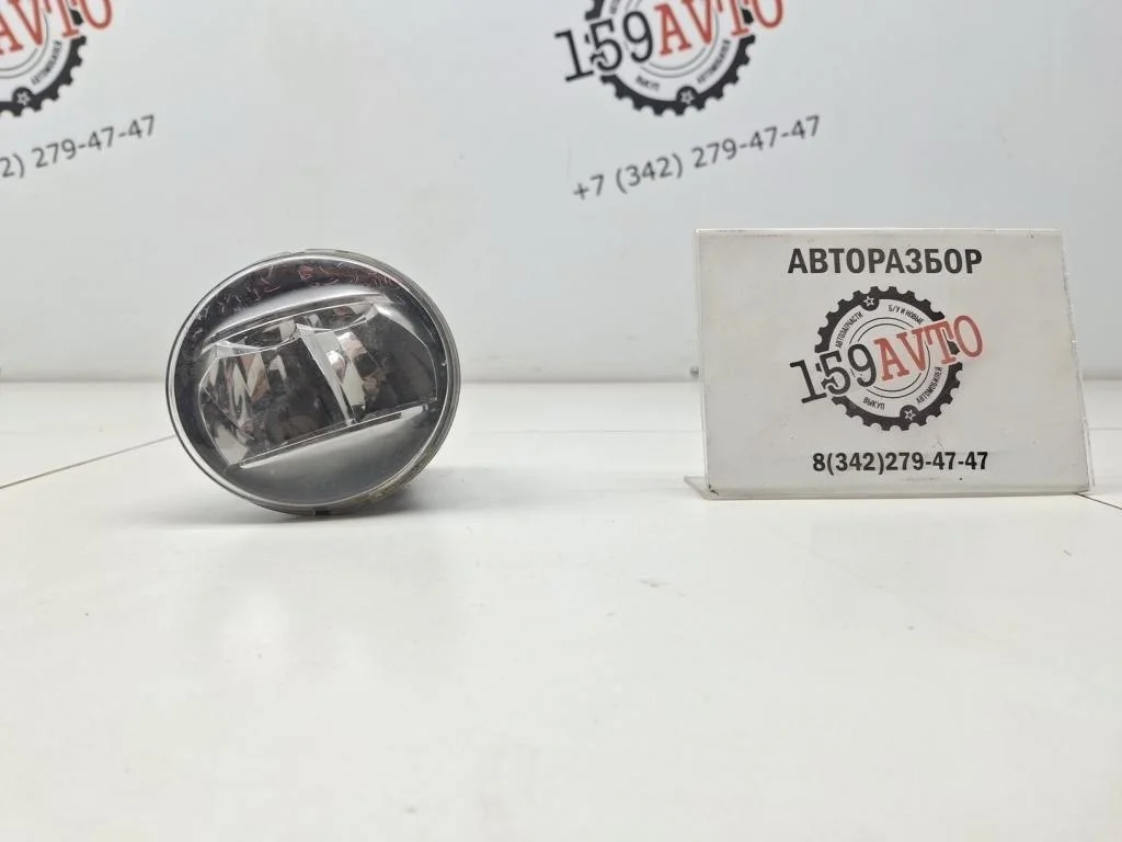 Фара противотуманная правая Lexus ES300h XV60