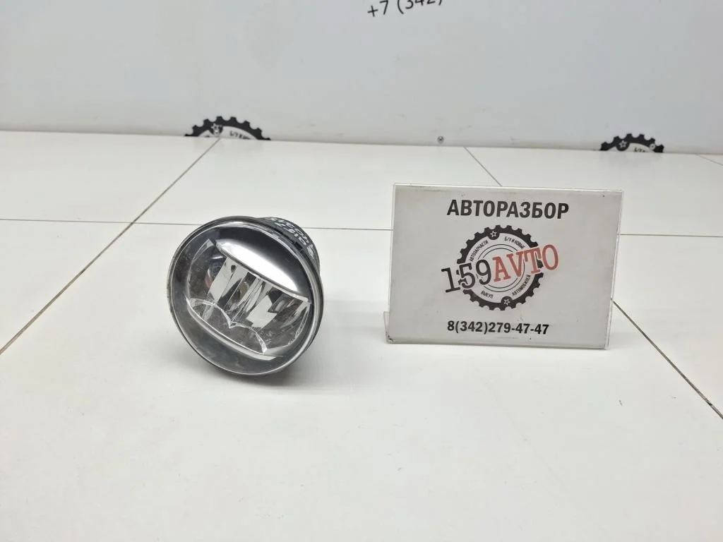 Фара противотуманная правая Toyota Land Cruiser J200
