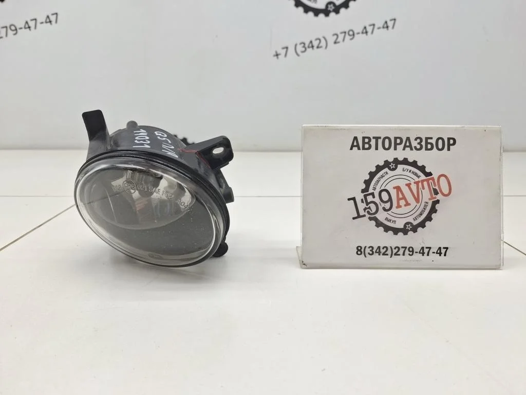 Фара противотуманная правая Audi Q5 8R