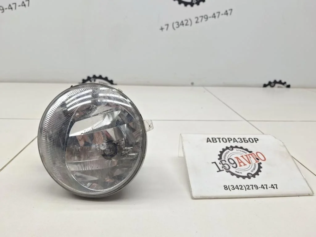 Фара противотуманная левая Toyota RAV4 A40