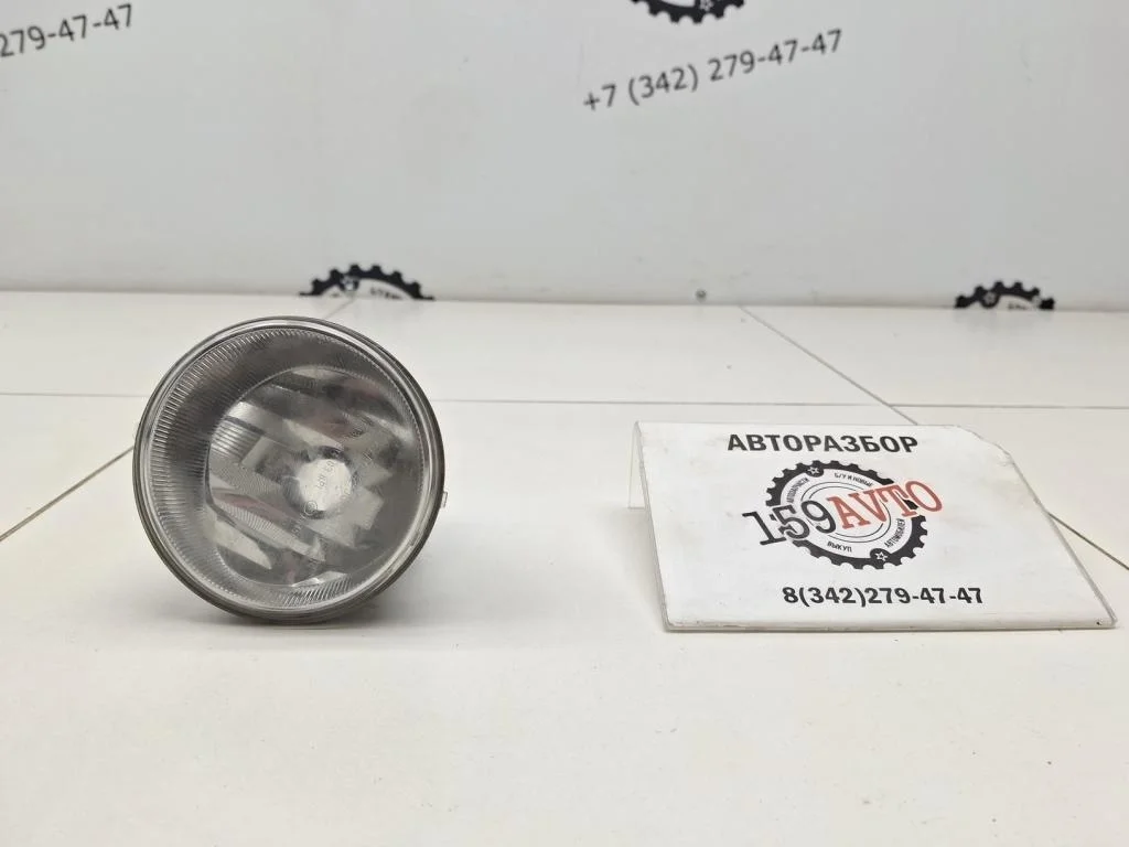 Фара противотуманная левая Toyota Corolla E180
