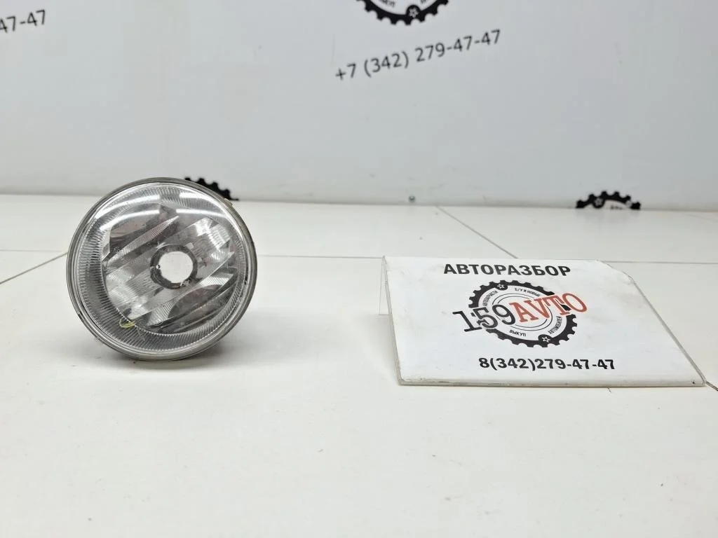 Фара противотуманная левая Toyota Corolla E180