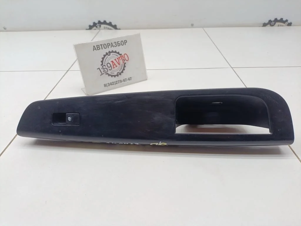 Кнопка стеклоподъемника Kia Ceed 1