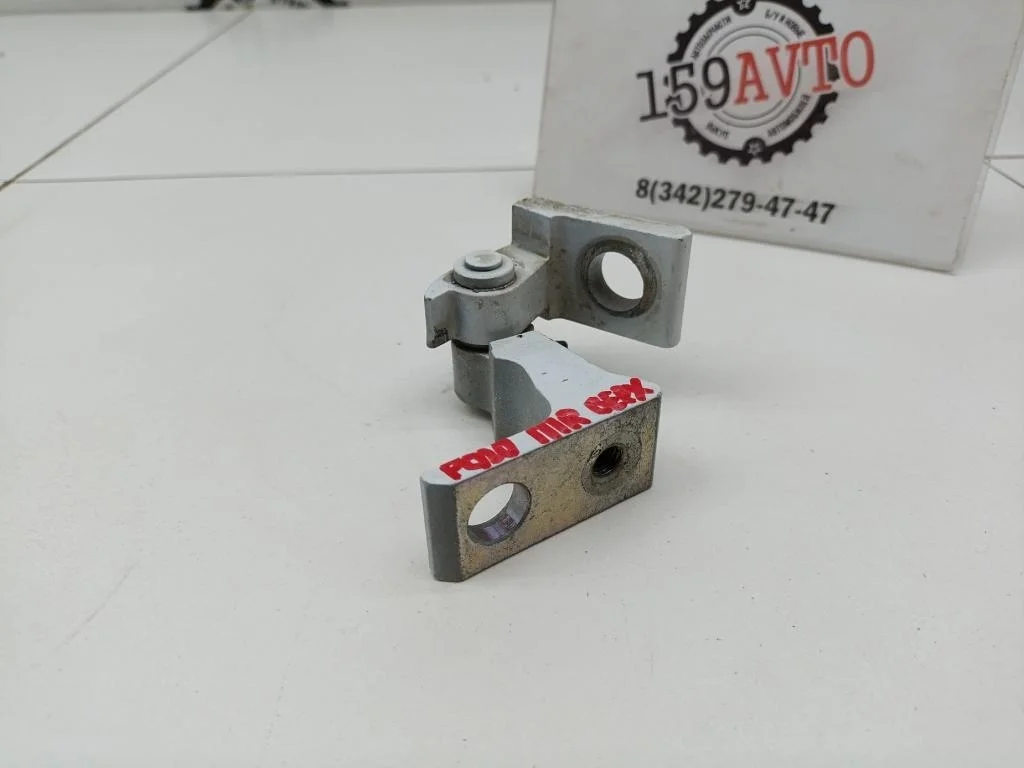 Петля двери Volkswagen Polo 5 2019