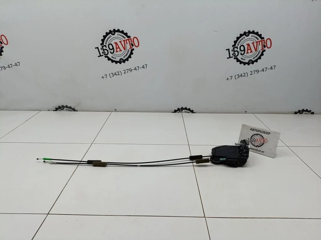 Замок двери задней левой Toyota Camry XV40