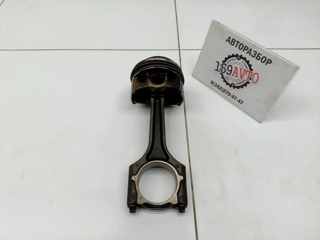 Поршень с шатуном Volkswagen Passat CC 2012