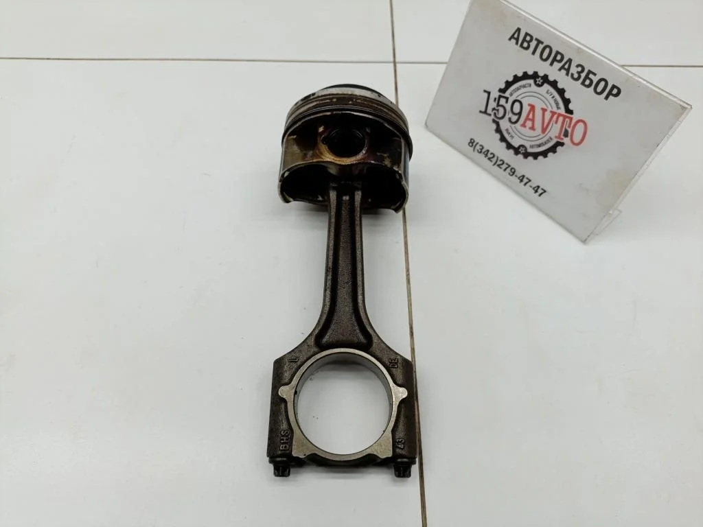 Поршень с шатуном Volkswagen Passat CC 2012