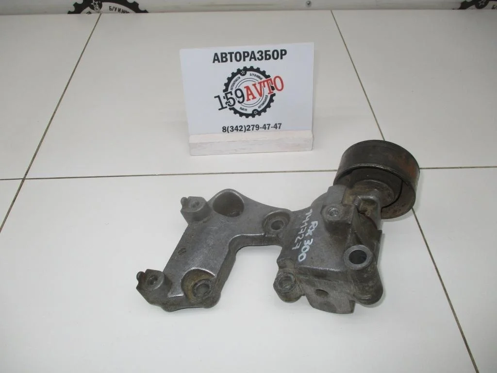 Кронштейн ролика-натяжителя ремня Lexus RX350 XU30