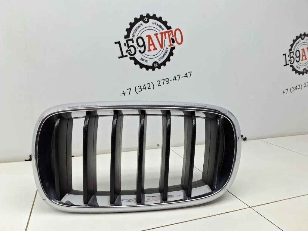 Решетка радиатора левая BMW X5 2014 F15