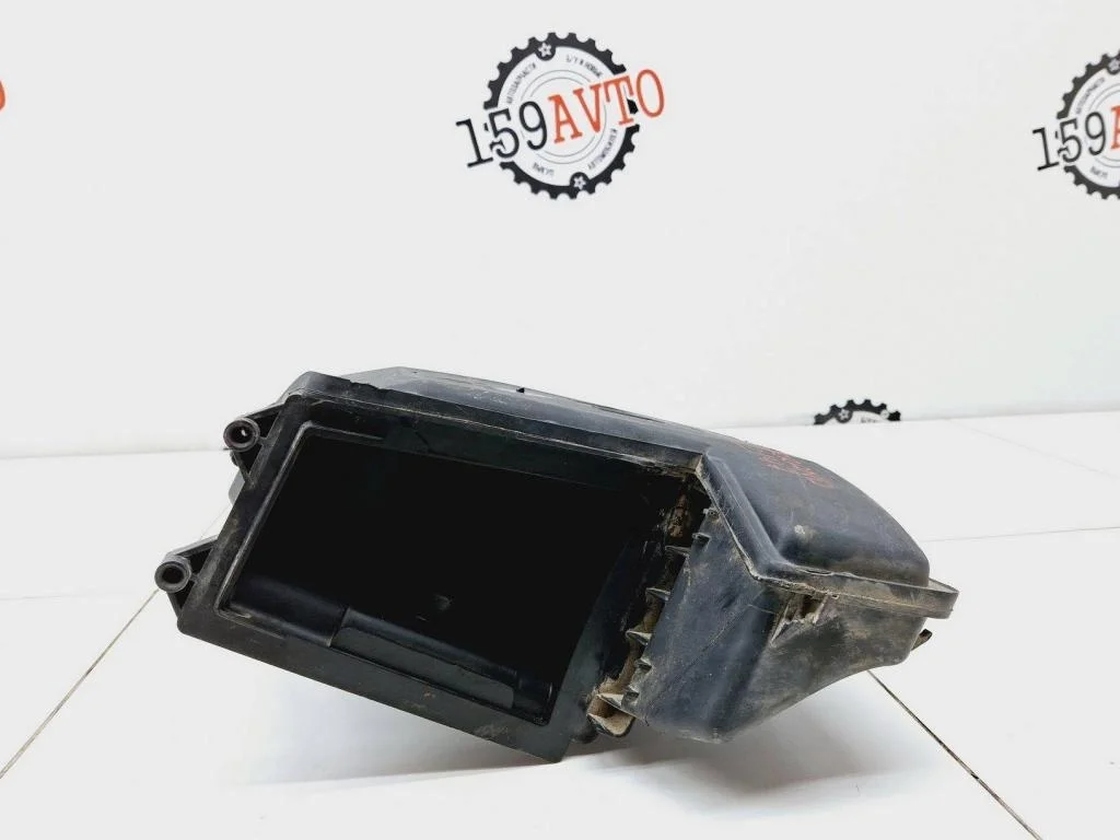 Корпус воздушного фильтра Nissan Terrano 2014 D10