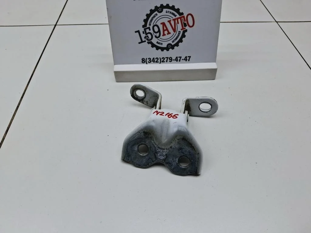 Петля двери передней левой нижняя Kia RIO 4 FB