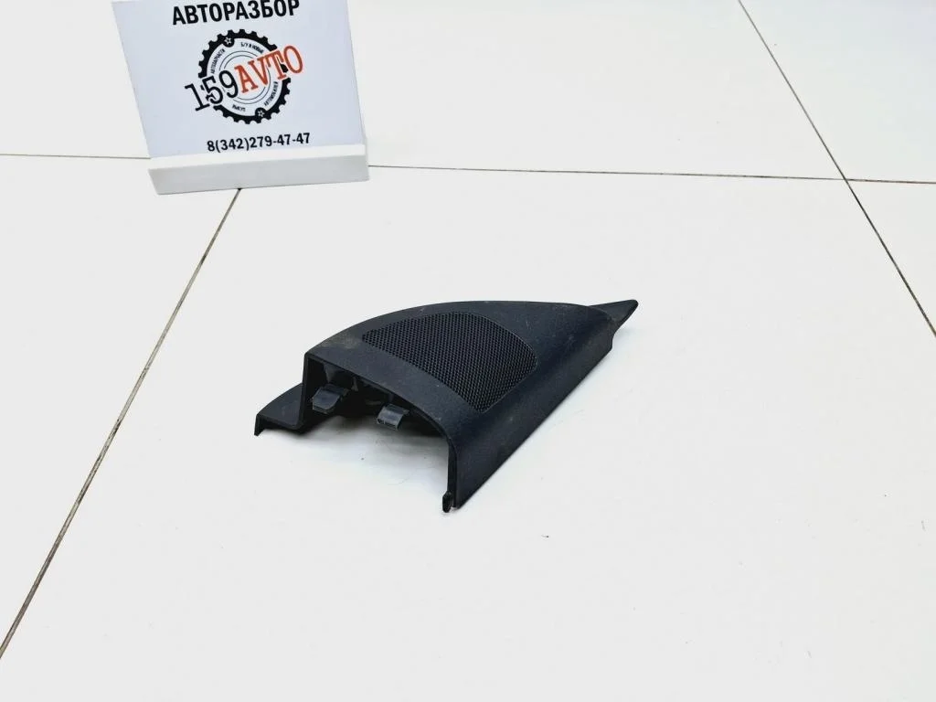 Крышка зеркала внутренняя правая Mitsubishi Lancer 10 CY