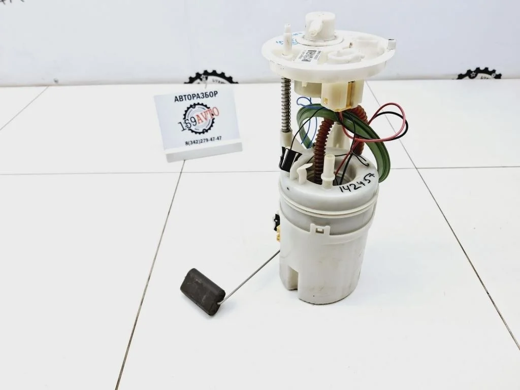 Насос топливный BMW X5 2014 F15