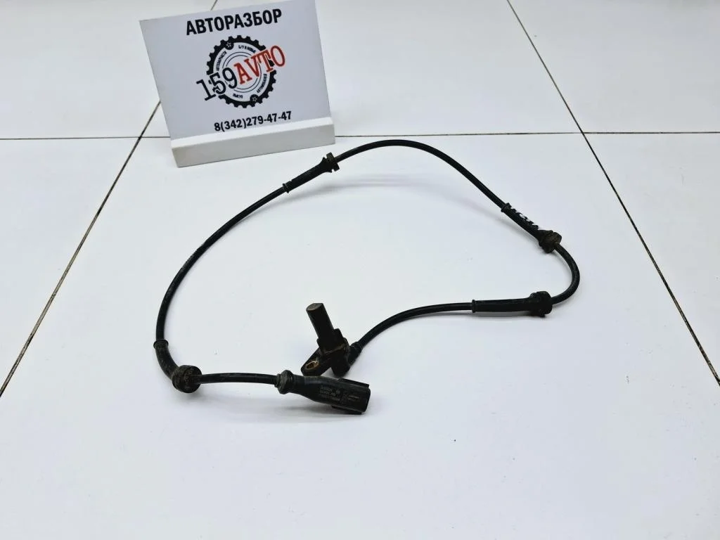 Датчик abs задний Nissan Terrano 2014 D10