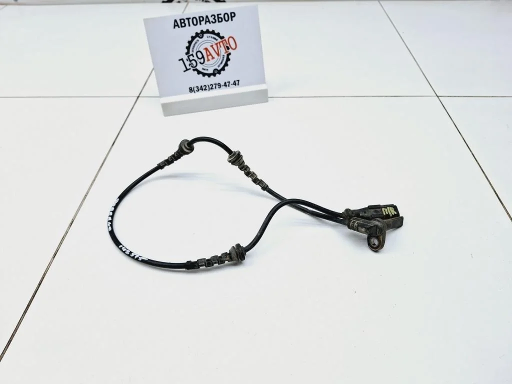 Датчик abs передний Nissan Terrano 2014 D10
