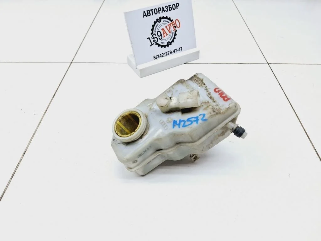 Бачок главного тормозного цилиндра Volkswagen Polo 5