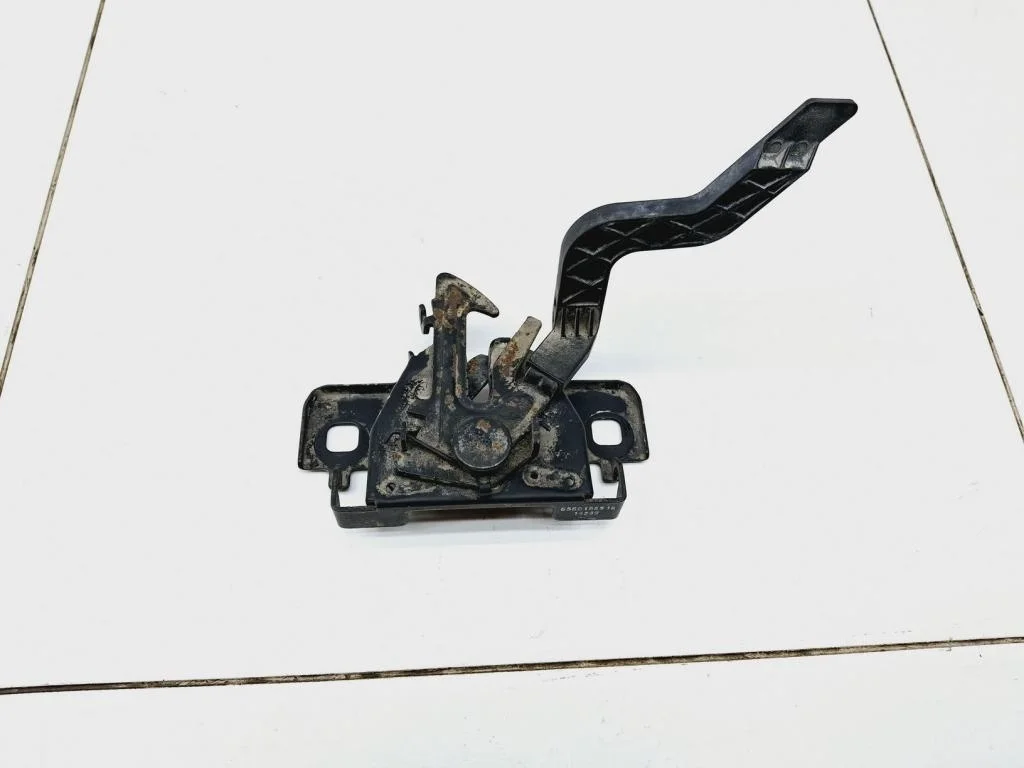 Замок капота Renault Logan 2 2015 L52