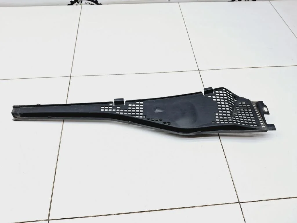 Решетка стеклоочистителя Renault Sandero 1 2010 BS