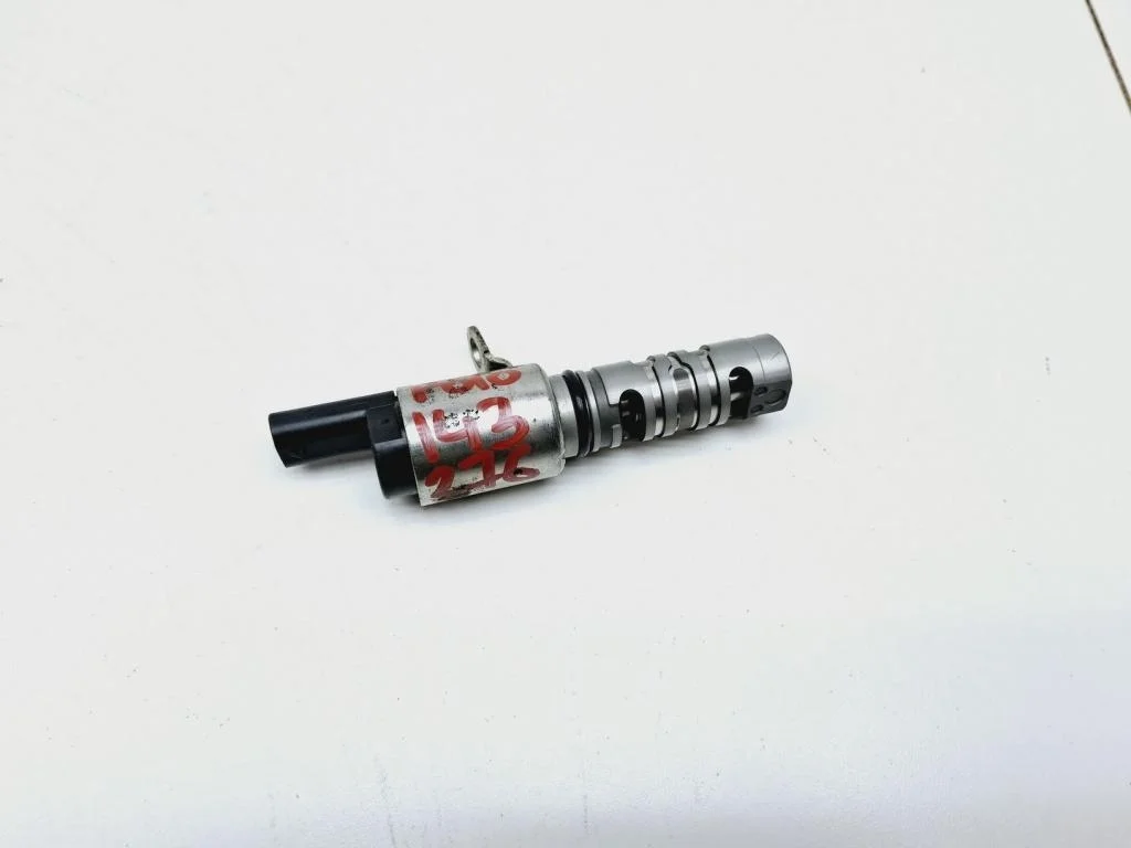 Клапан изменения фаз грм Volkswagen Polo 5