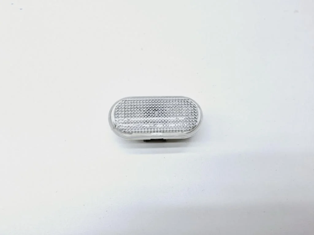 Повторитель на крыло Лада Ларгус R90