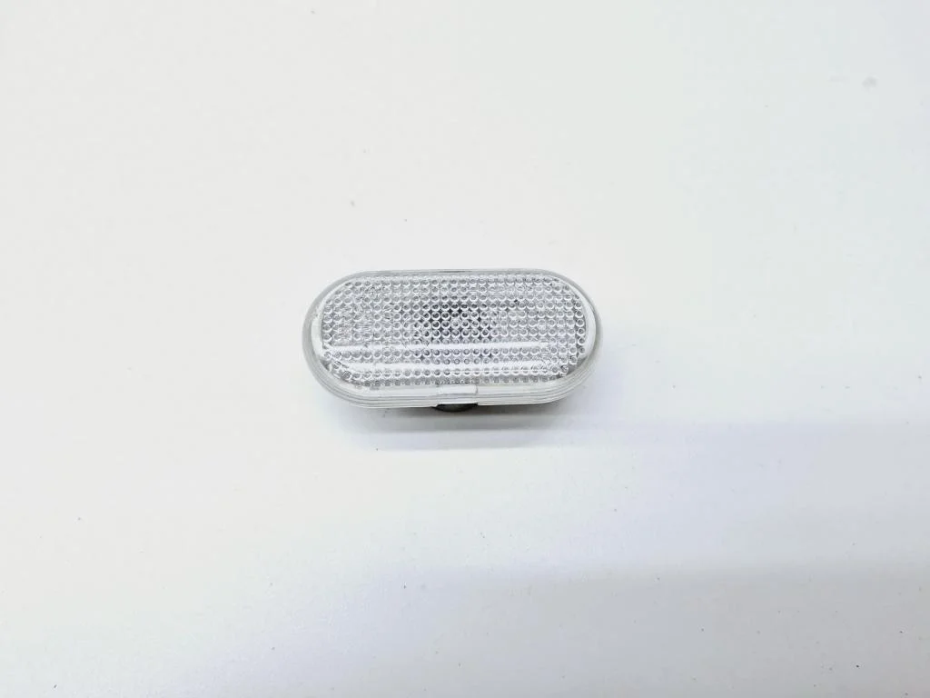 Повторитель на крыло Лада Ларгус R90