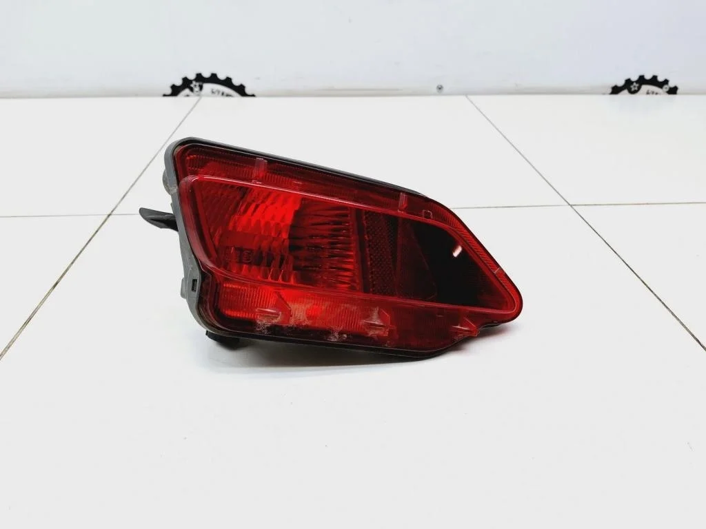 Фонарь задний противотуманный левый Toyota RAV4 A40