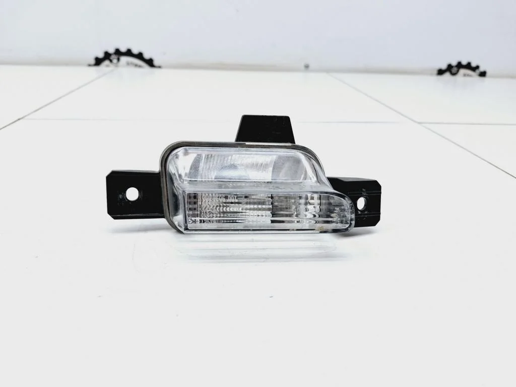 Фонарь задний в бампер левый Volkswagen Tiguan 1 NF