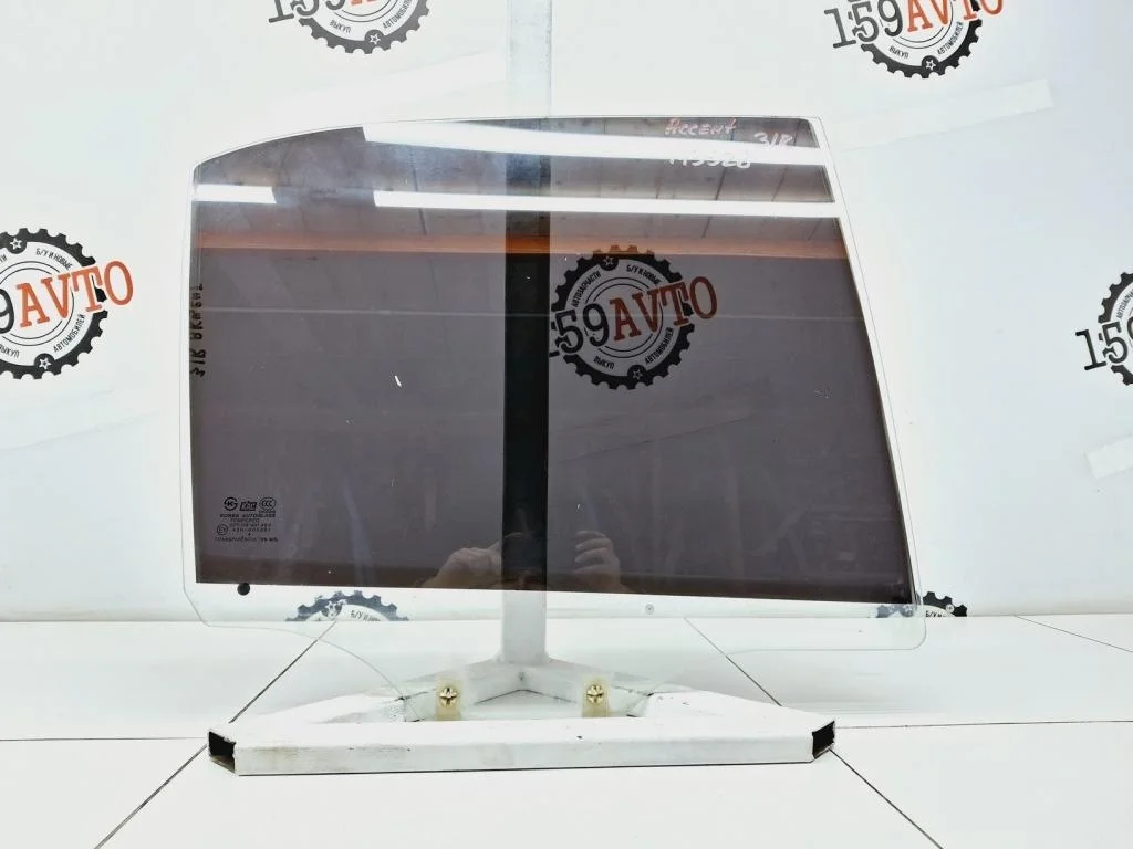 Стекло двери задней правой Hyundai Accent LC