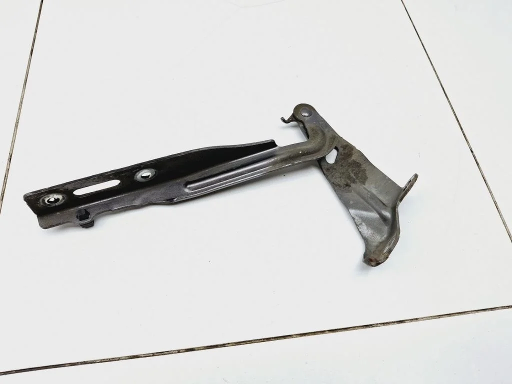 Петля капота правая Honda CR-V 4 RM