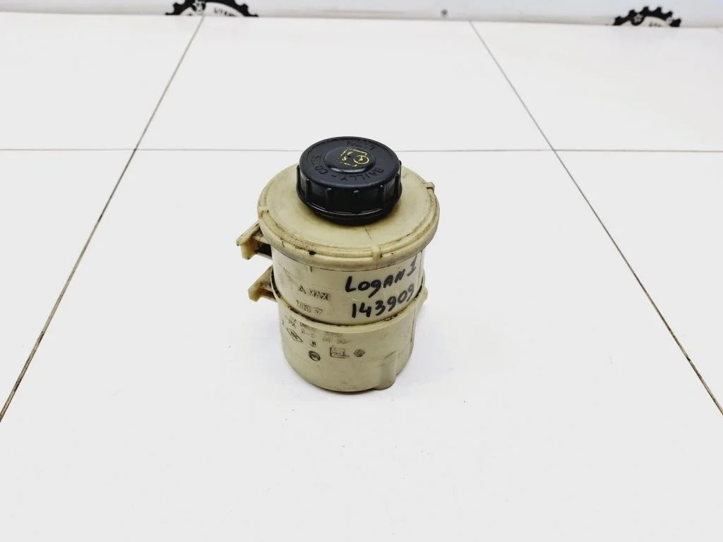 Бачок гидроусилителя Renault Logan 1 L90