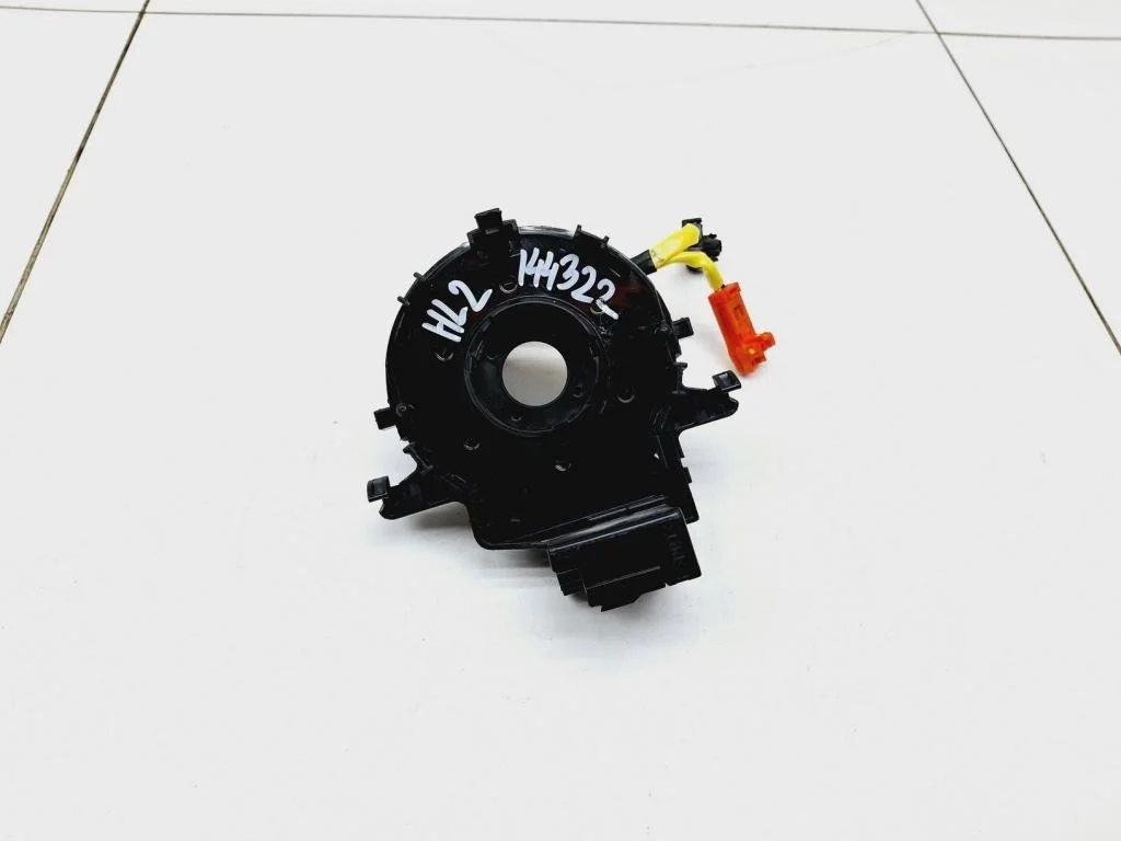 Механизм srs шлейф Toyota Highlander 2 2011 XU40