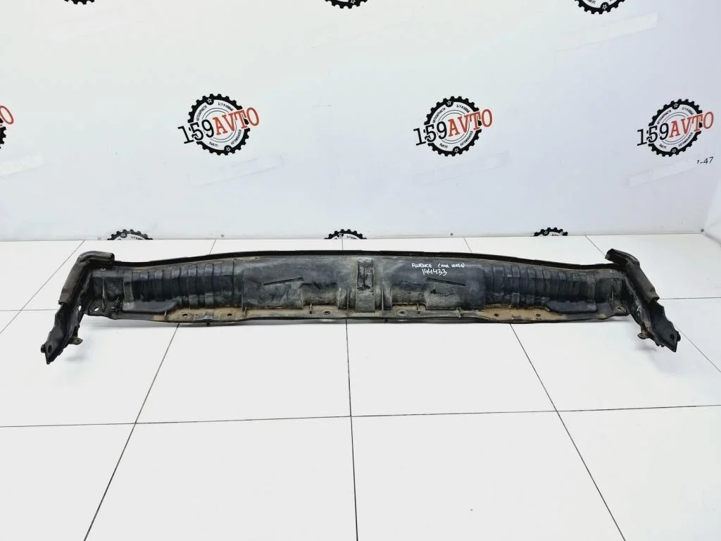 Водосток Renault Fluence 2010