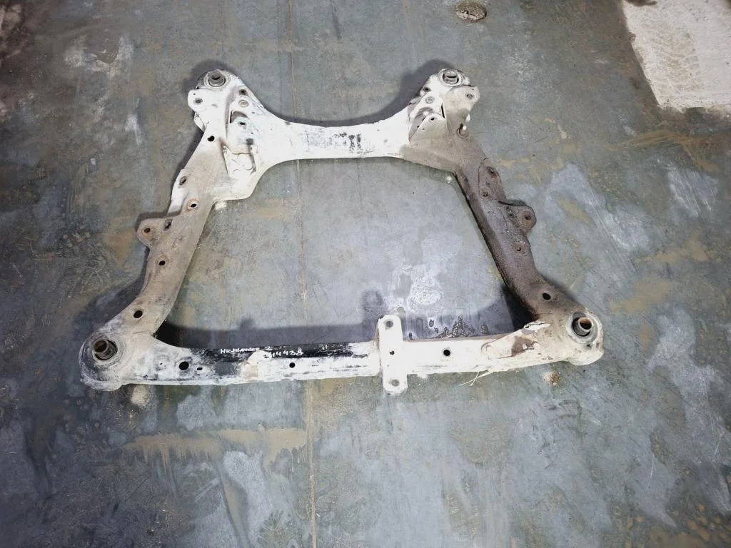 Подрамник Toyota Highlander 2 2011 XU40