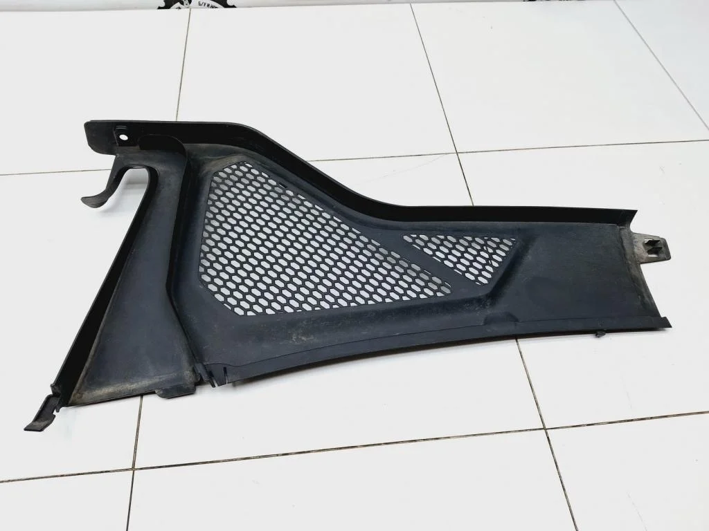 Решетка стеклоочистителя BMW X5 2014 F15