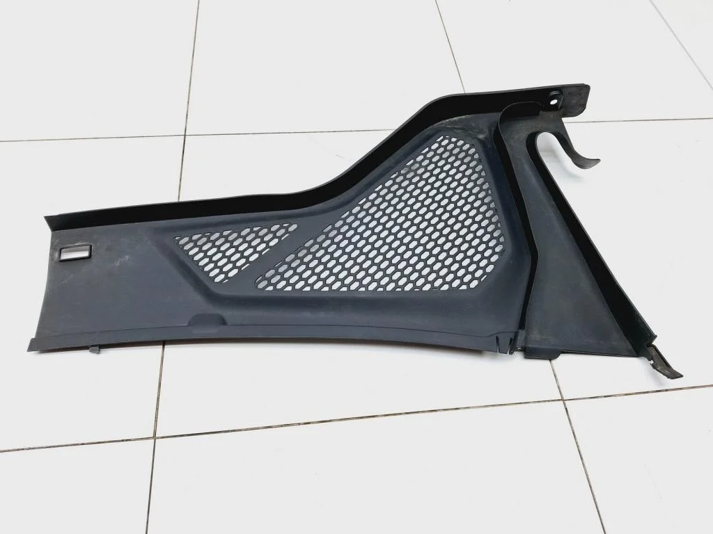 Решетка стеклоочистителя BMW X5 2014 F15