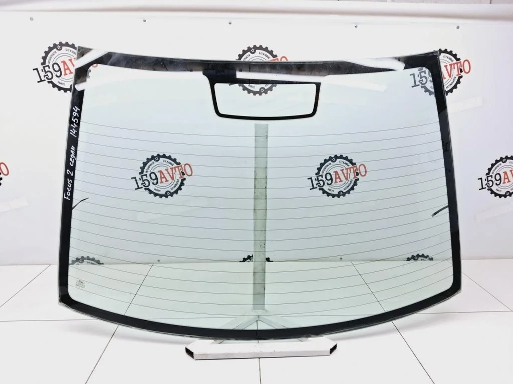 Стекло заднее Ford Focus 2