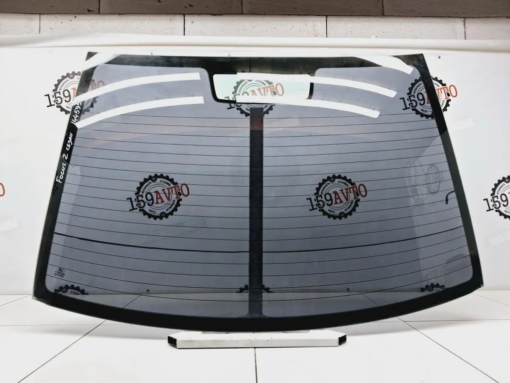 Стекло заднее Ford Focus 2