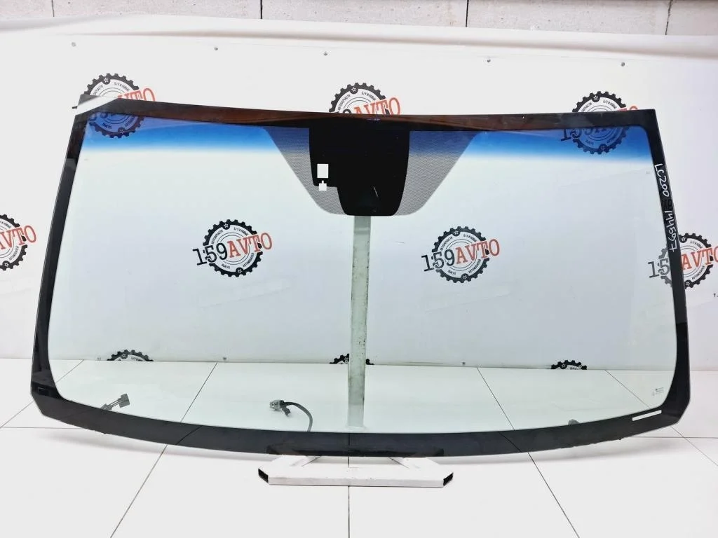 Стекло лобовое Toyota Land Cruiser J200